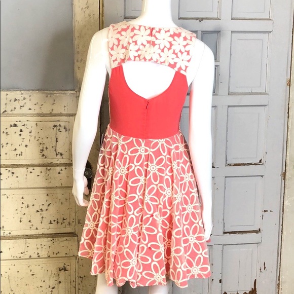 Fit and Flare Floral Dress Kaya and Sloane NWT SM - Picture 3 of 8